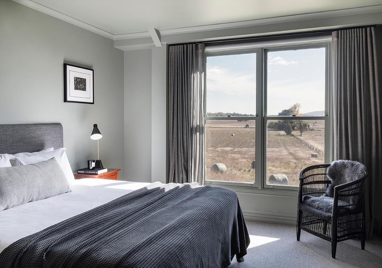 Cleveland Estate Hotel Lance Field Екстериор снимка
