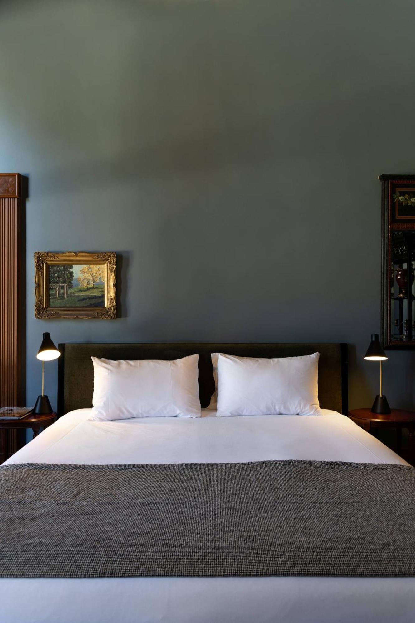 Cleveland Estate Hotel Lance Field Екстериор снимка