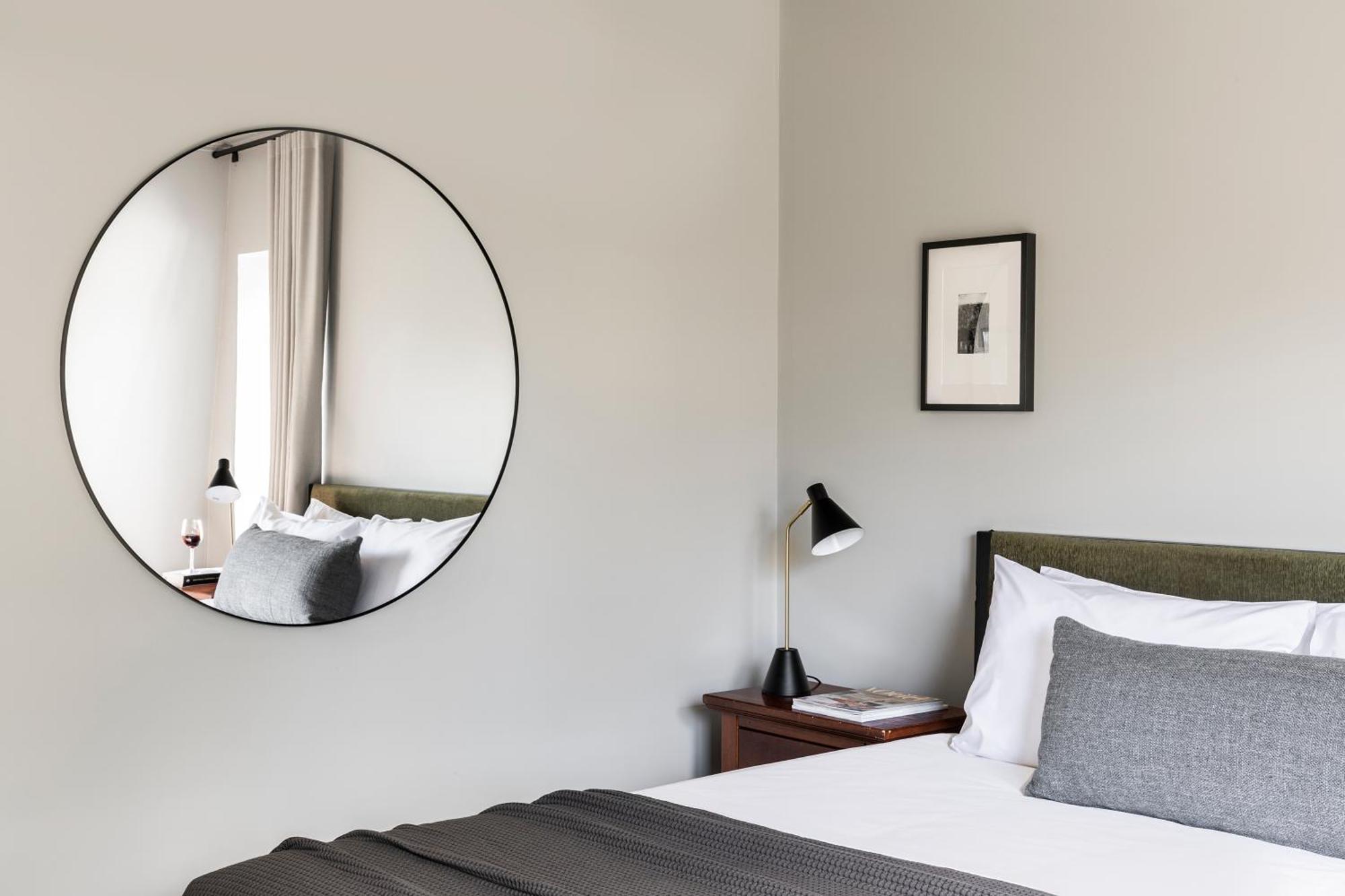 Cleveland Estate Hotel Lance Field Екстериор снимка